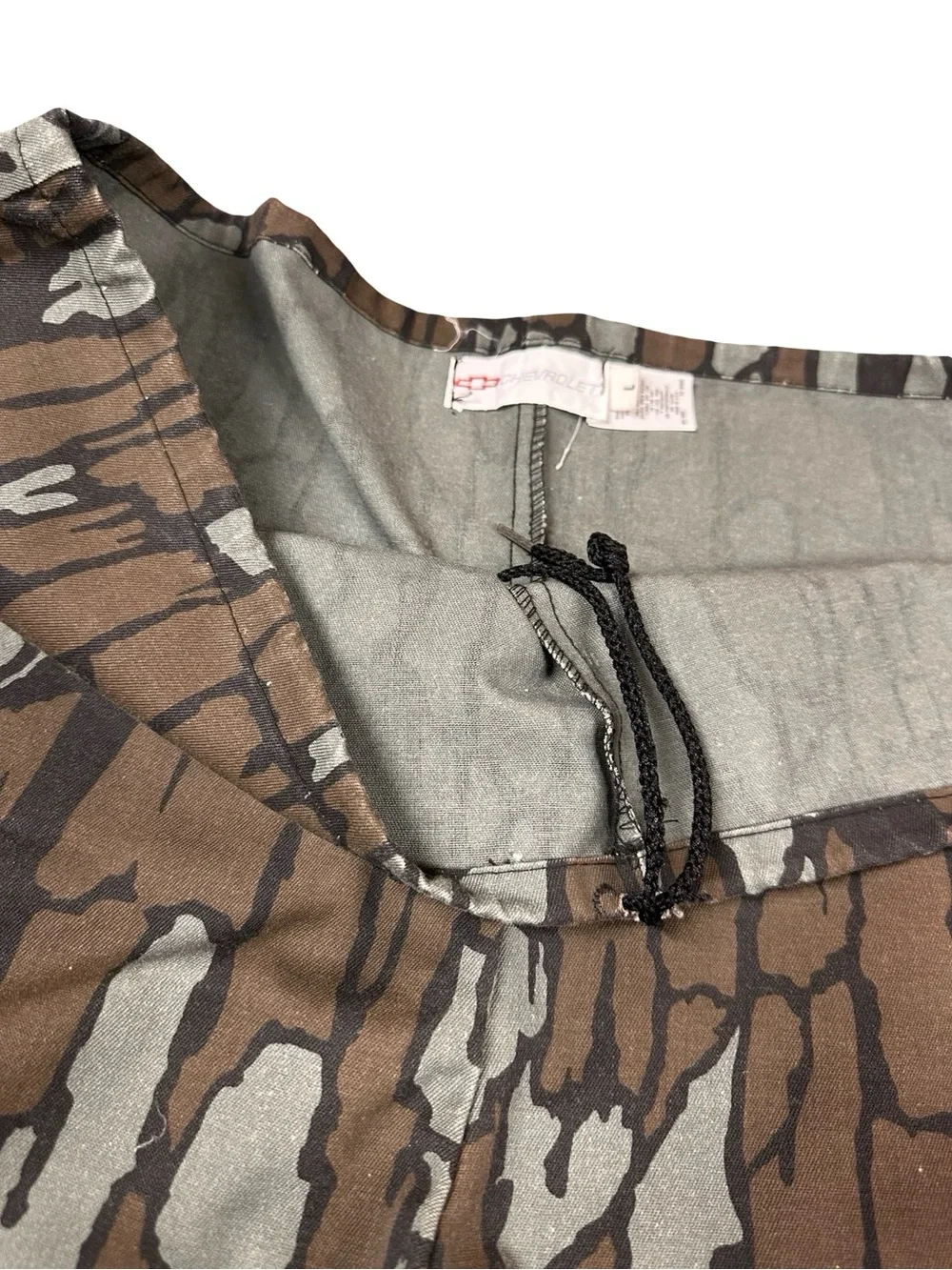 Vintage 80s/90s Chevrolet Camo Hunting Overpants Men’s SZ Large Deer Tree Bark